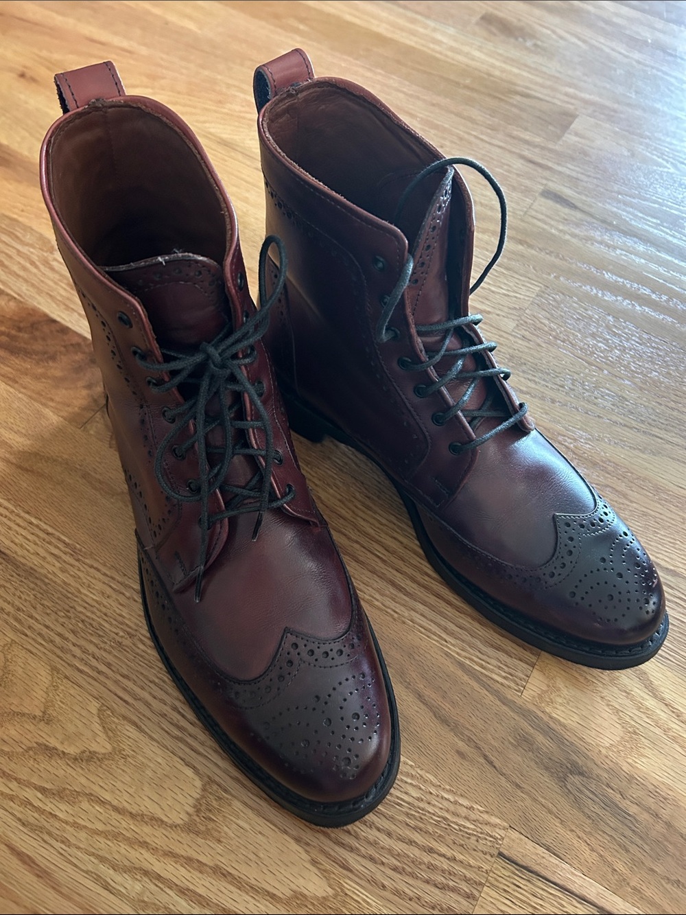 Allen Edmonds Leather Wingtip Lace-Up Boots